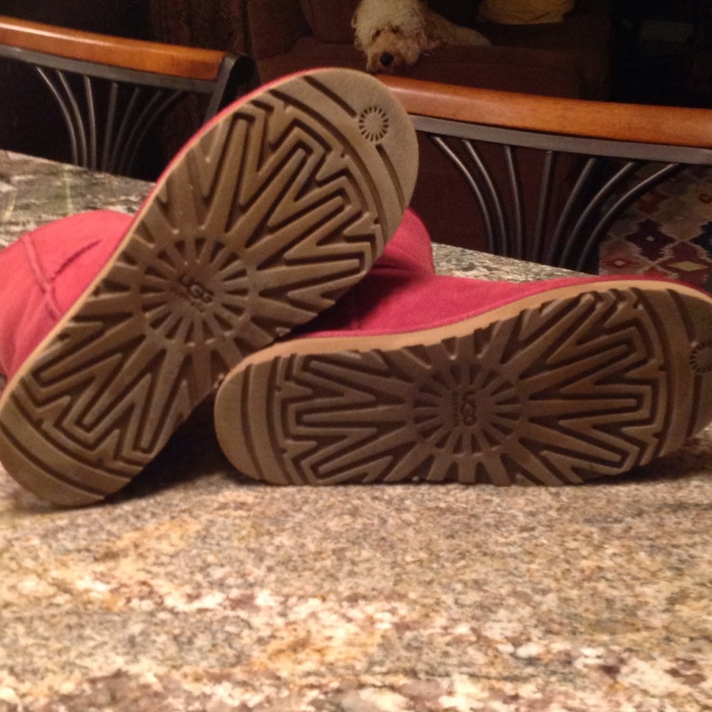 Authentic UGG Boots! Garnet Color - Picture 3 of 9